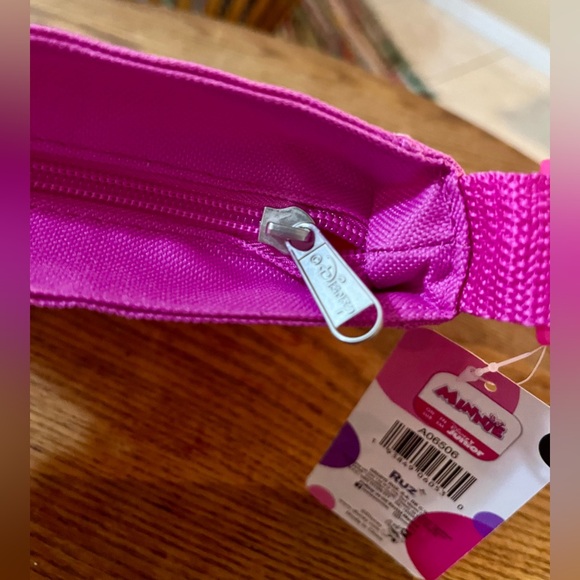 New Disney Minnie Mouse Purse - Kids / Adjustable  Shoulder Strap - Picture 4 of 5